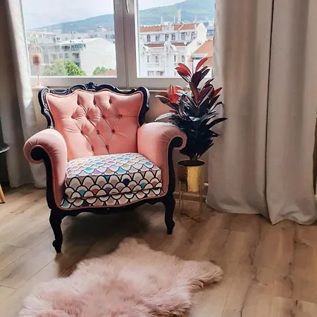 Lovely Gem At The Location In Center Apartament Skopje