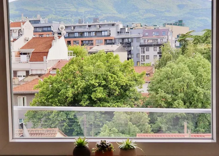 Lovely Gem At The Location In Center * Skopje