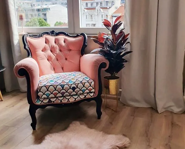 Lovely Gem At The Location In Center Apartment Skopje